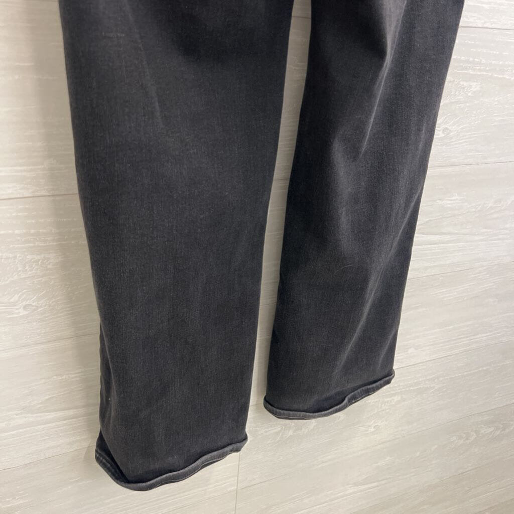 Judy Blue Black Demin Mom Jeans 31