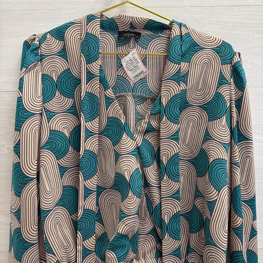 Milk and Honey Beige/ Blue Retro Print Long Sleeve Top Large