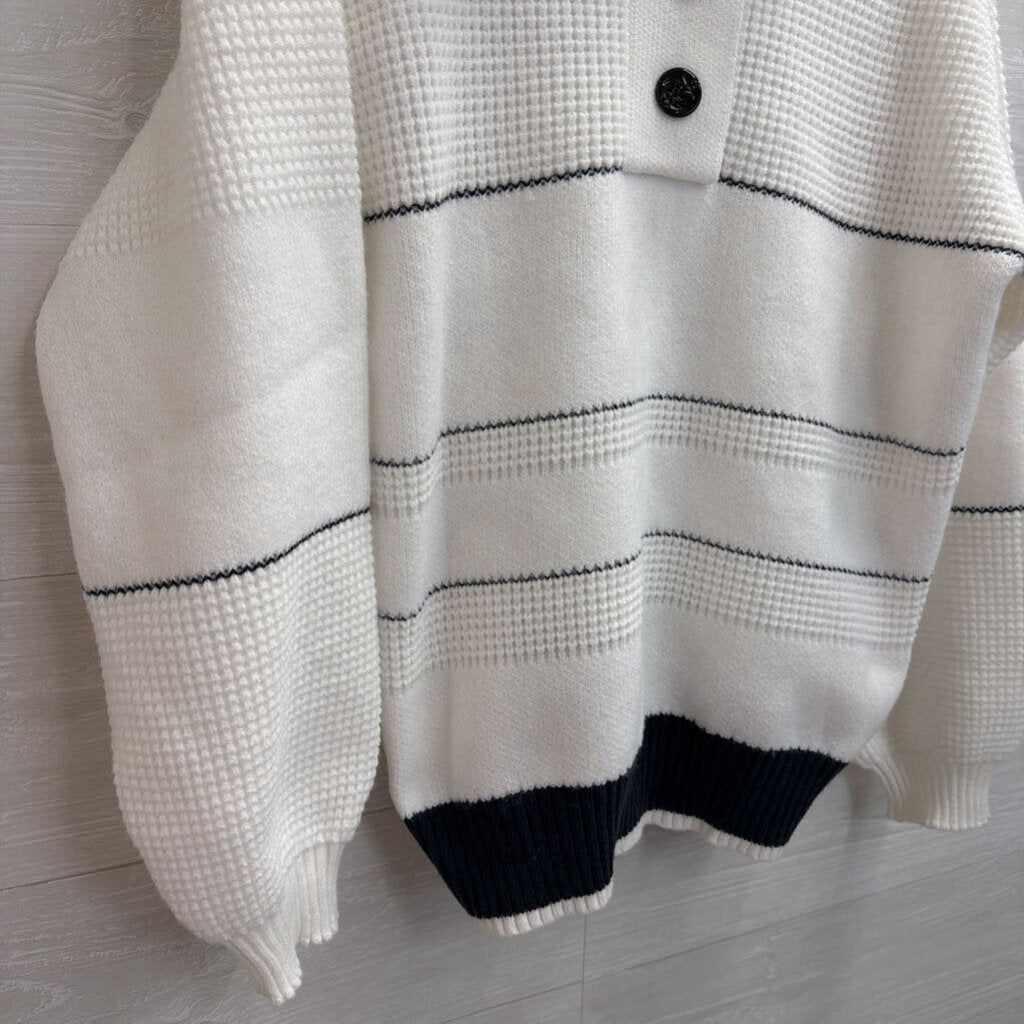 Commense White/ Navy Striped Knit Quarter Button Sweater Large