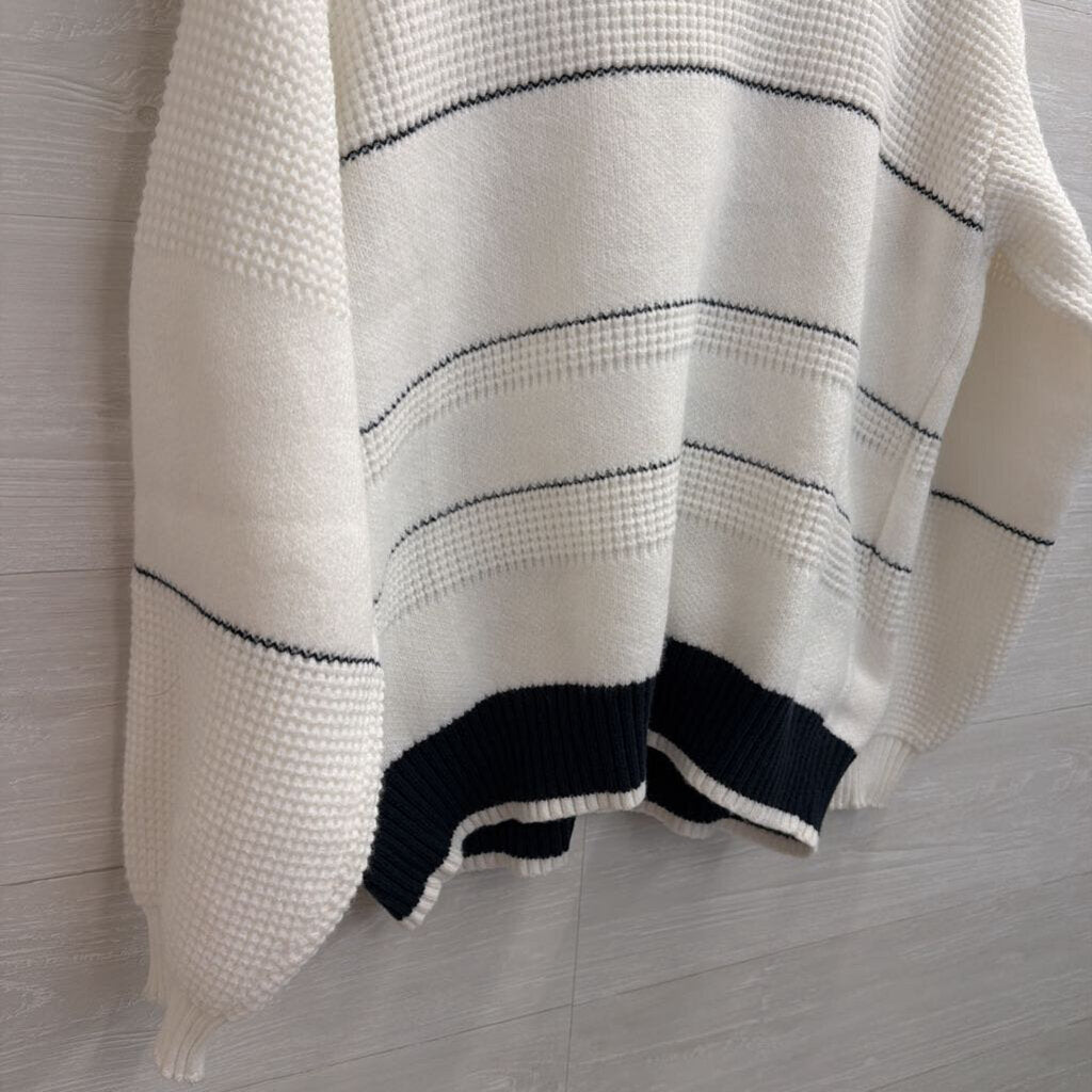 Commense White/ Navy Striped Knit Quarter Button Sweater Large