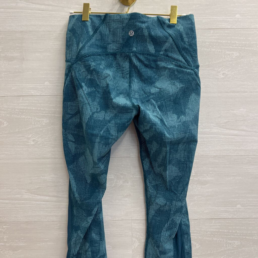 Lululemon Blue Print Cropped Leggings 8
