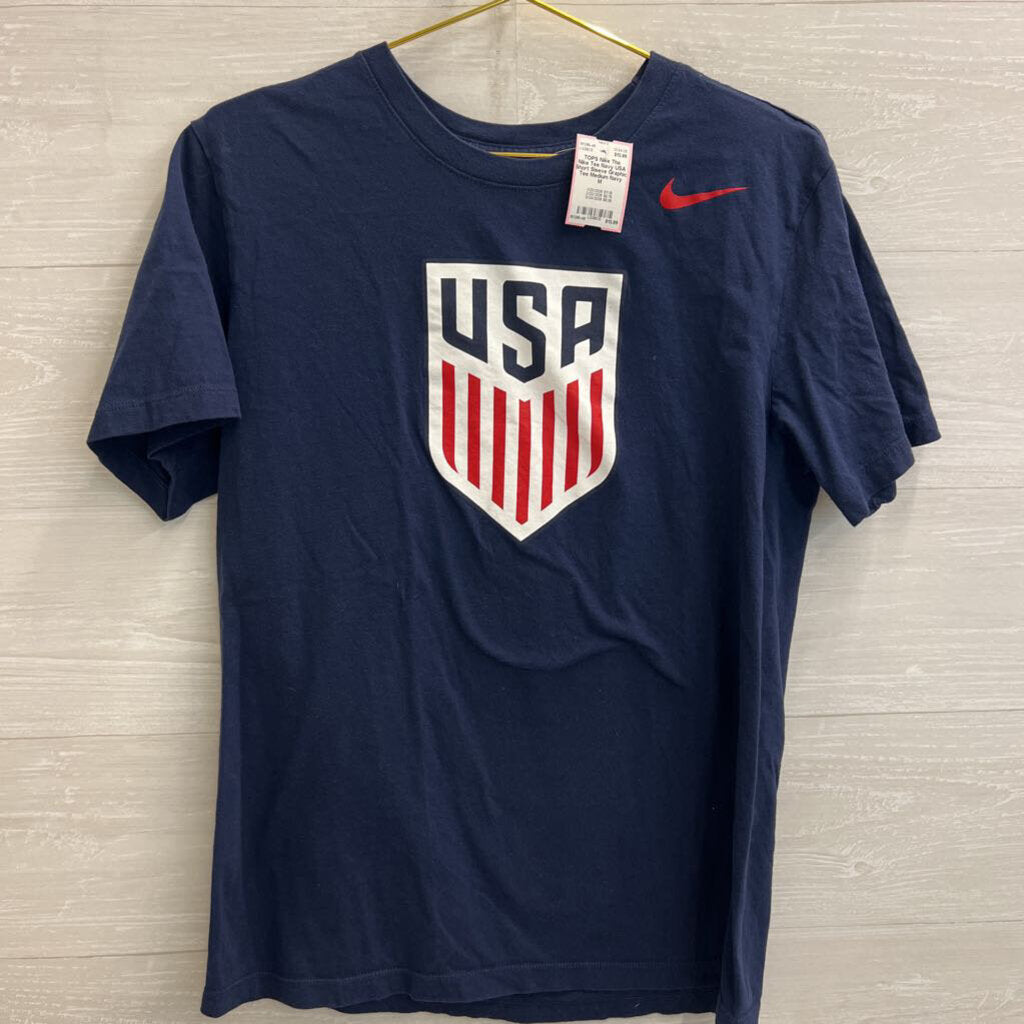 The Nike Tee Navy USA Short Sleeve Graphic Tee Medium
