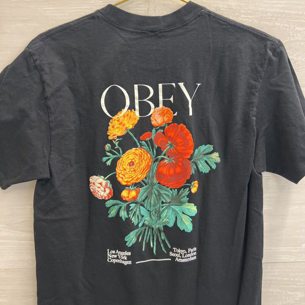 Obey Black Short Sleeve Graphic Tee Medium