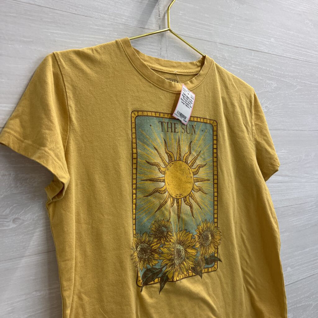 Mighty Fine Yellow The Sun Short Sleeve Graphic Tee Large