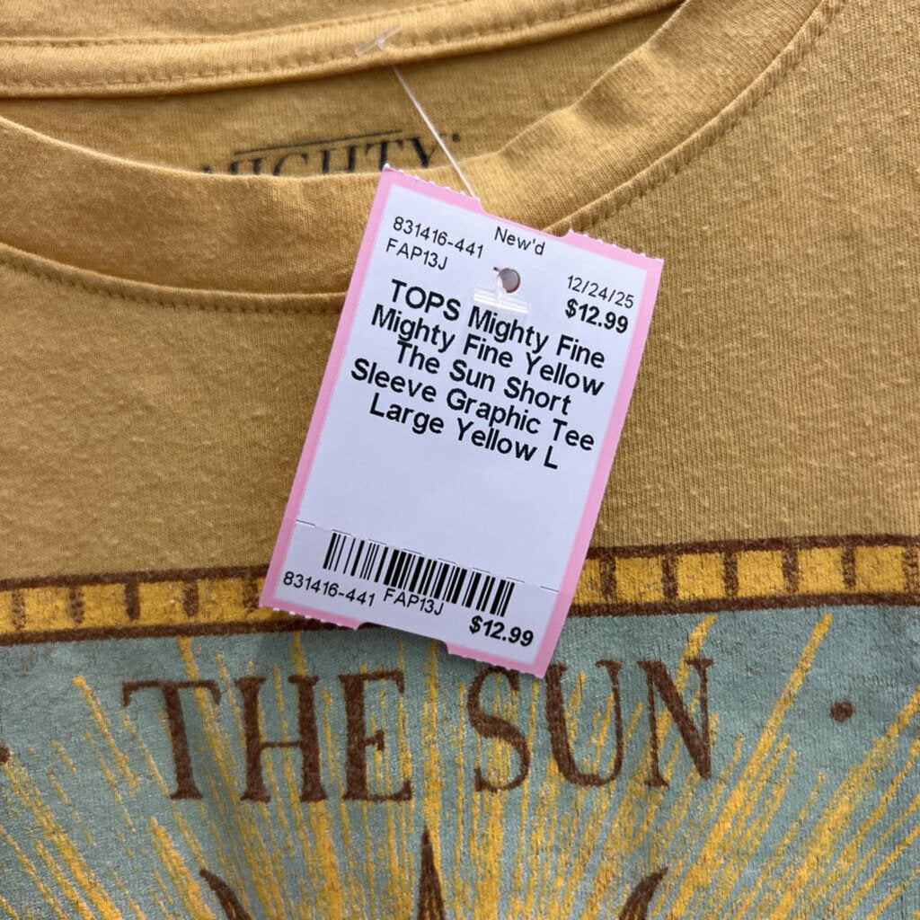 Mighty Fine Yellow The Sun Short Sleeve Graphic Tee Large