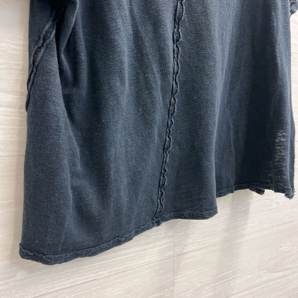 We The Free Navy V Neck Short Sleeve Top Extra Small