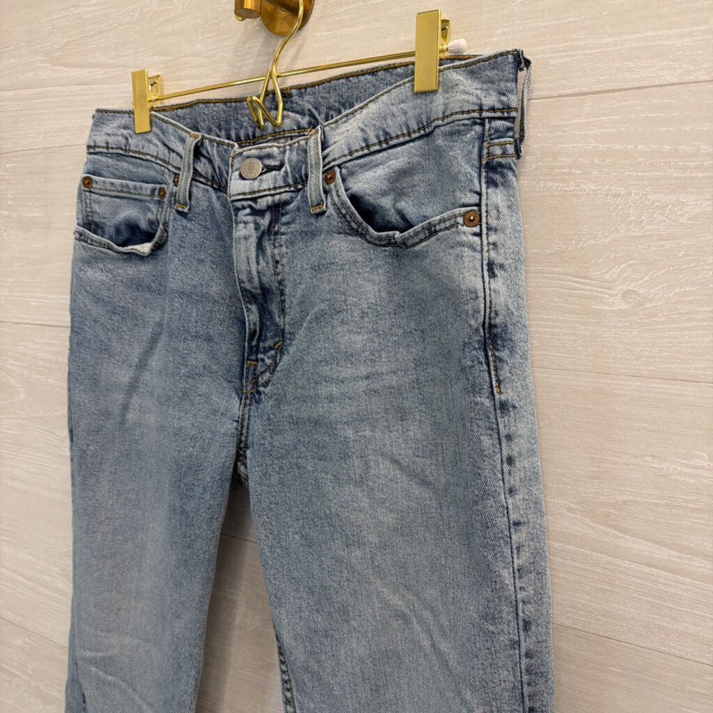 Levi Light Wash 511 Mom Jeans 32