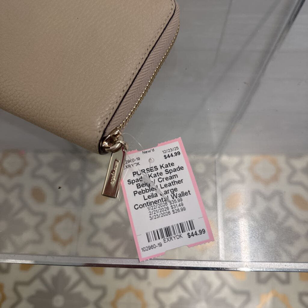 Kate Spade Beige/ Cream Pebbled Leather Leila Large Continental Wallet