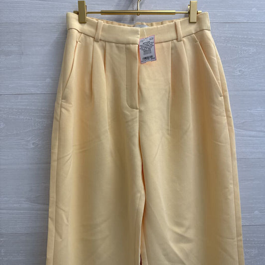 Abercrombie and Fitch Yellow Trouser Pants 27 Short