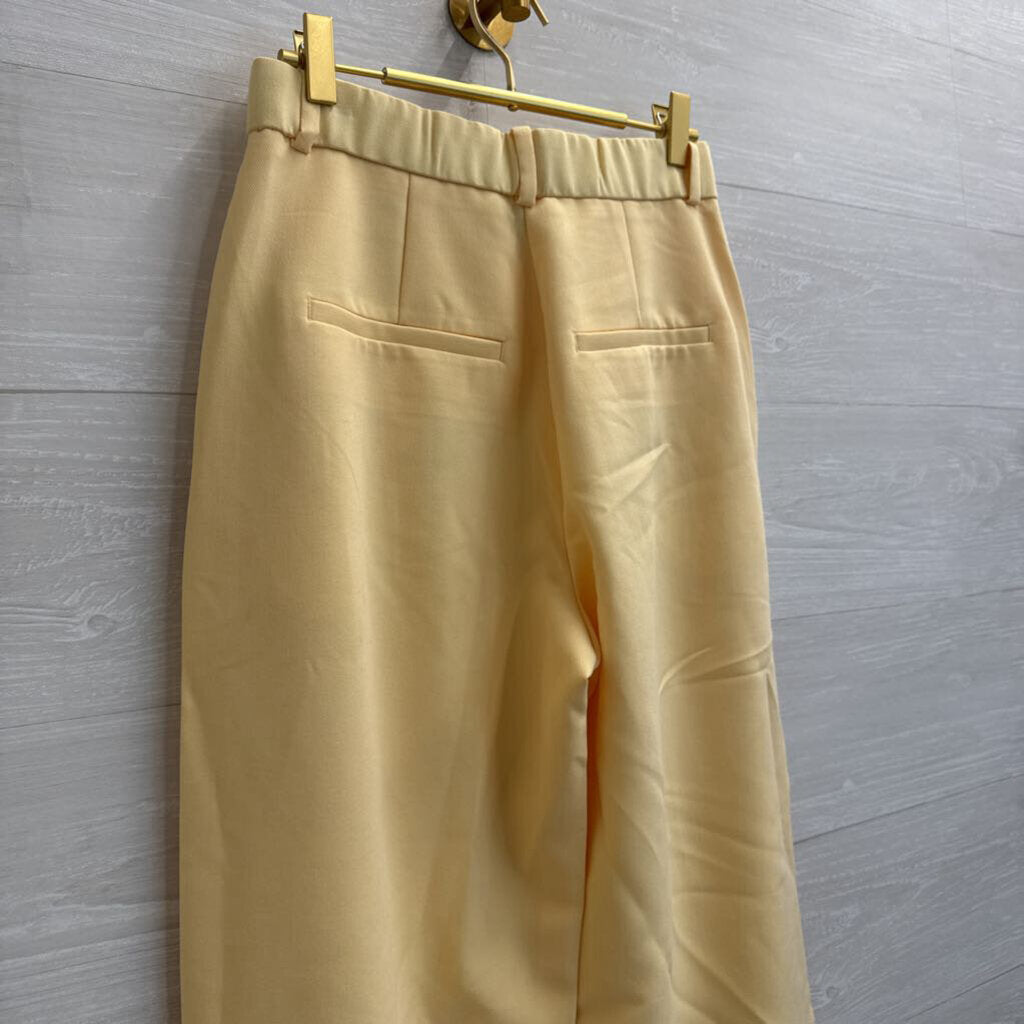 Abercrombie and Fitch Yellow Trouser Pants 27 Short