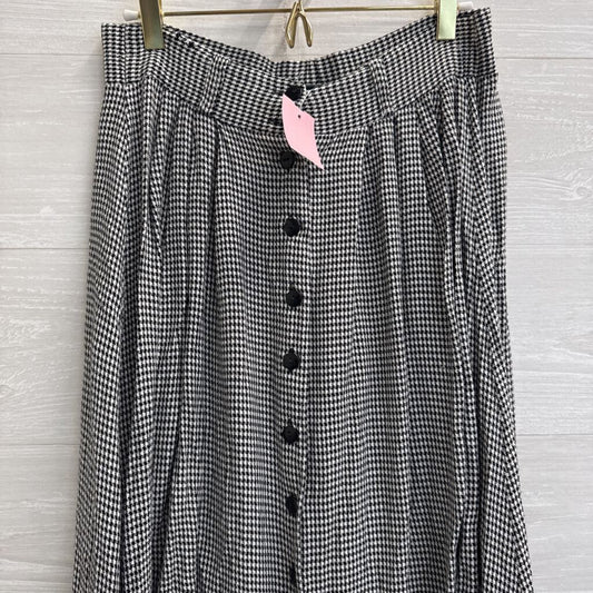 Vintage 1045 Park Black/ White Houndstooth Print Button Front Midi Skirt Small