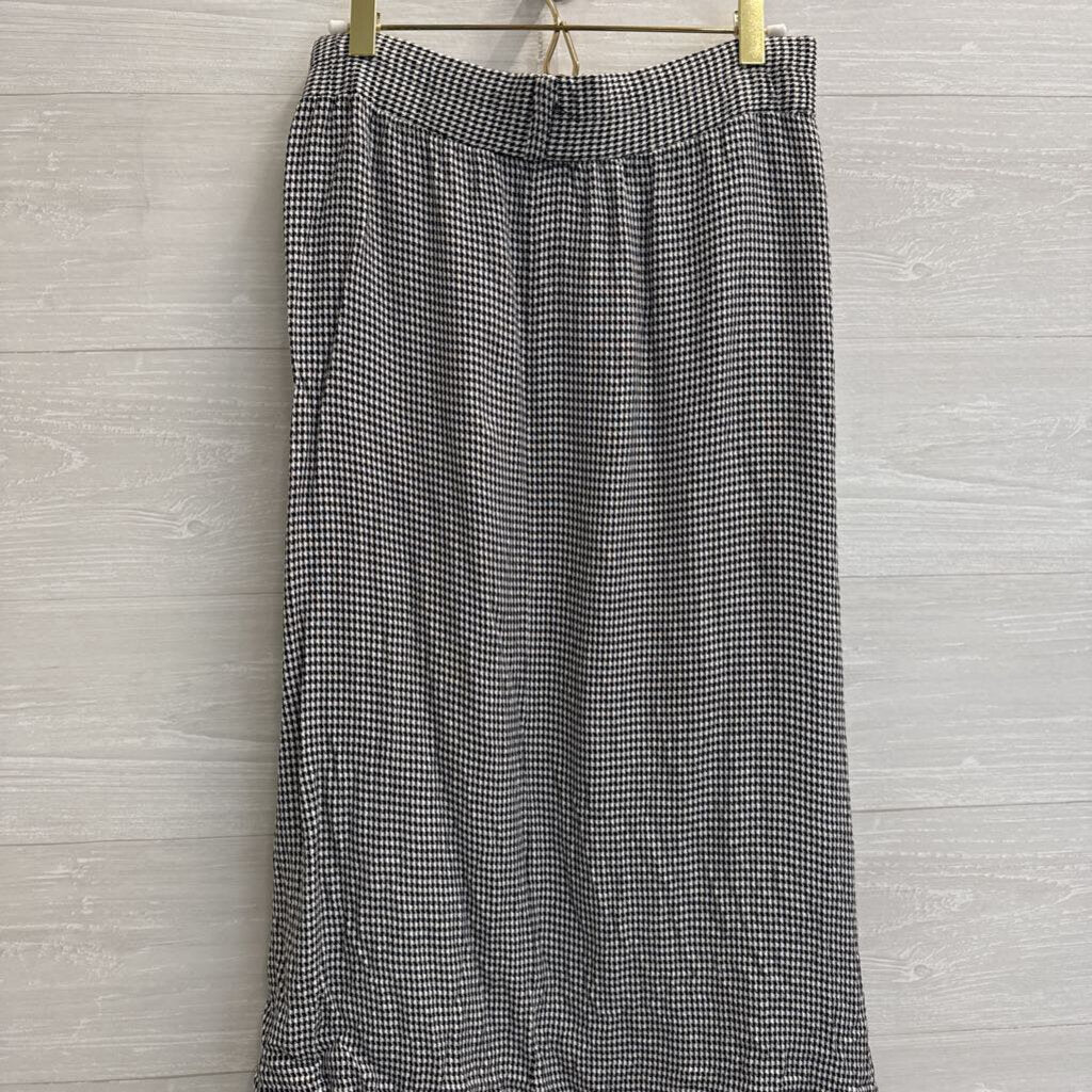 Vintage 1045 Park Black/ White Houndstooth Print Button Front Midi Skirt Small