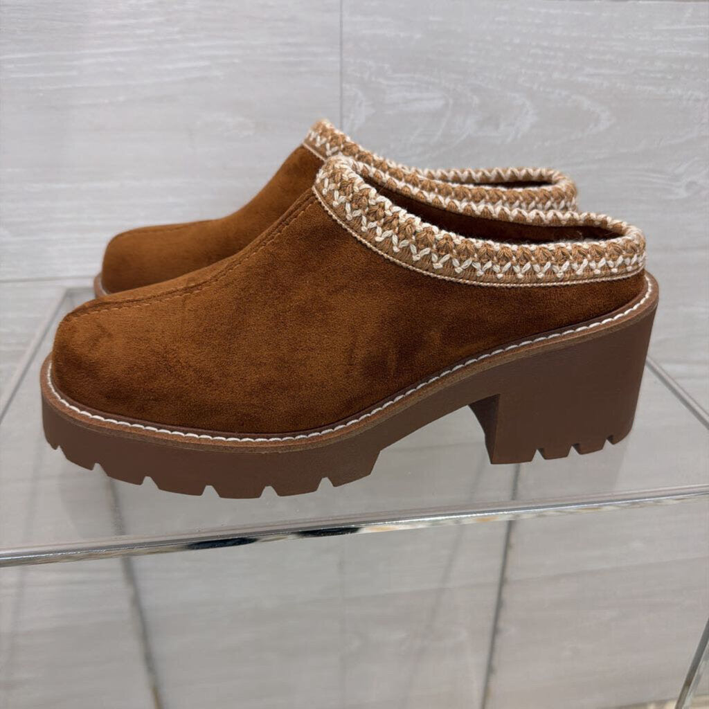 Steve Madden Brown Suede Brixtin Clogs 8.5