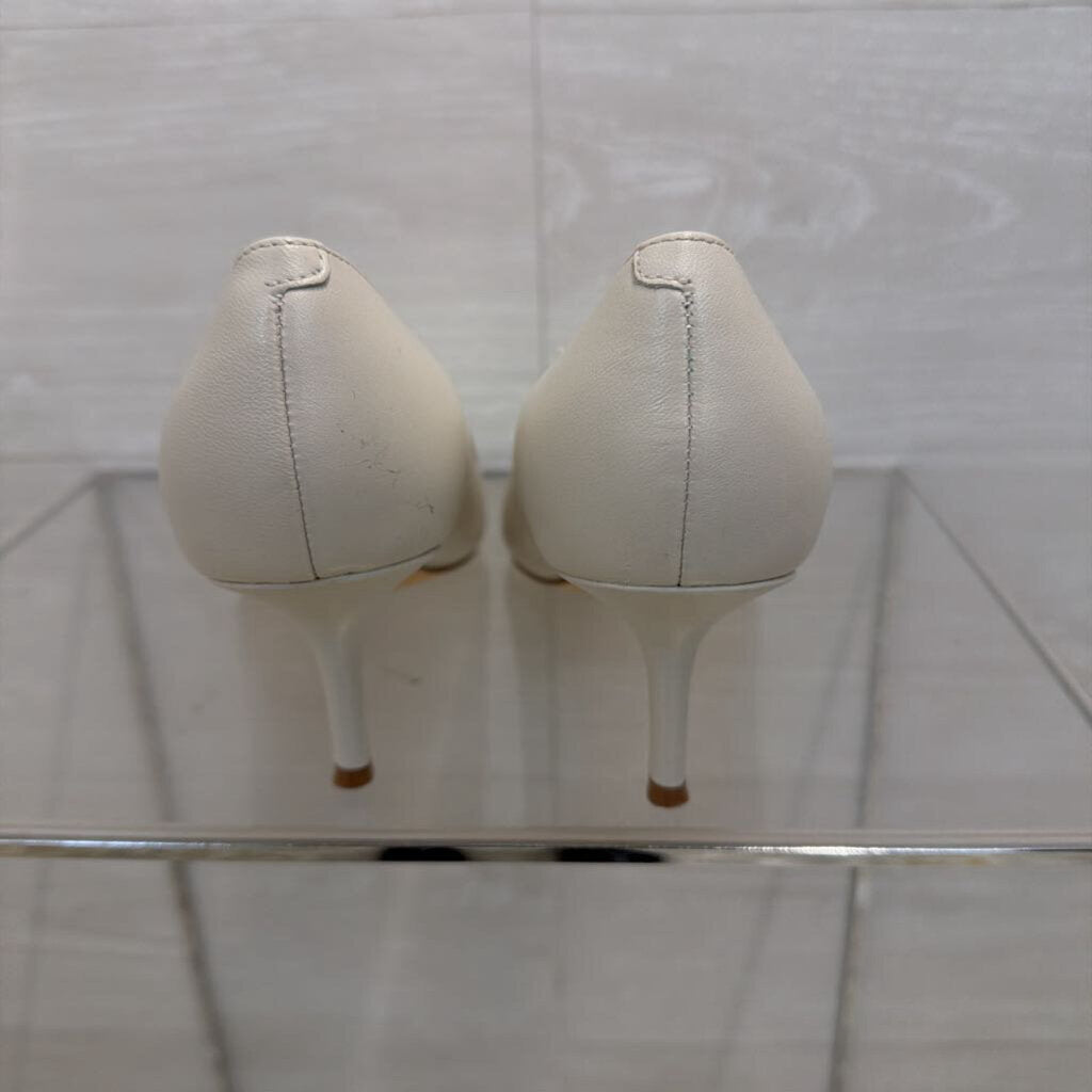 Marc Fisher Cream Leather Point Toe Pump Heels 8