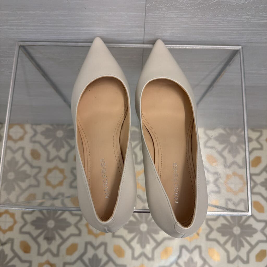 Marc Fisher Cream Leather Point Toe Pump Heels 8