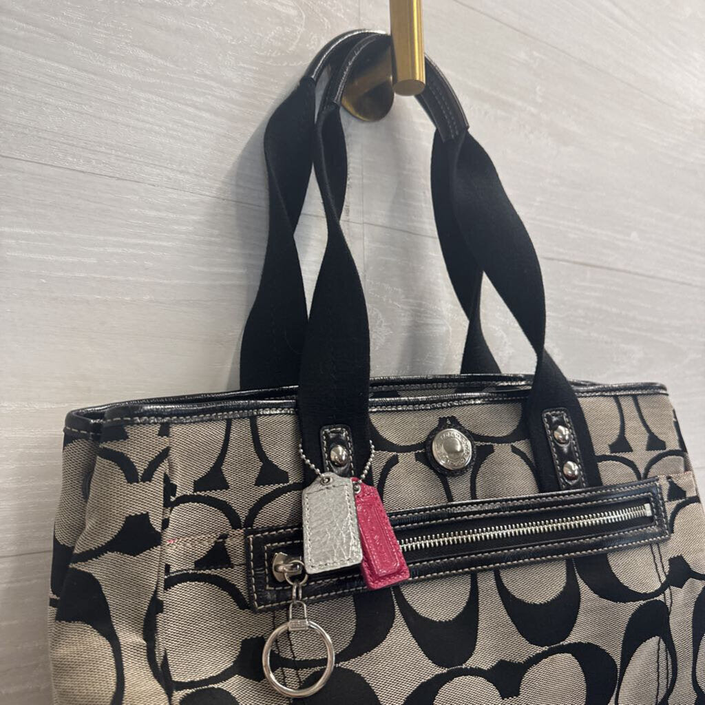 Coach Black/ Grey Daisy Signature Canvas Shoulder Purse