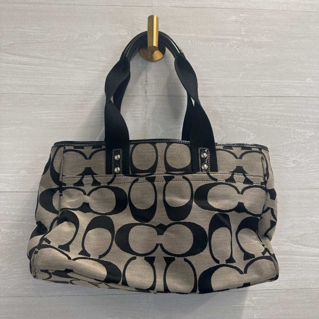 Coach Black/ Grey Daisy Signature Canvas Shoulder Purse