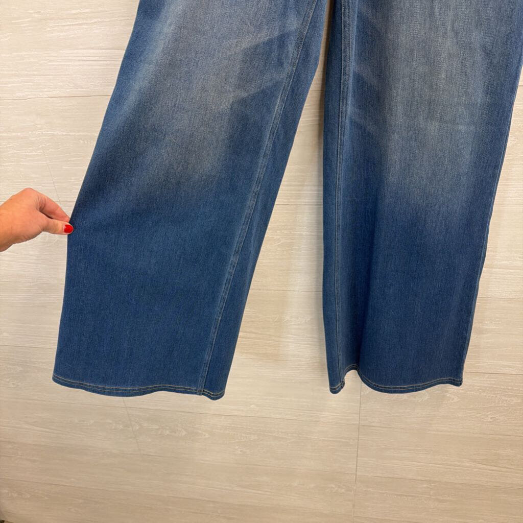 Halara Medium Wash Stretchy Wide Leg Denim Pull On Pants Small