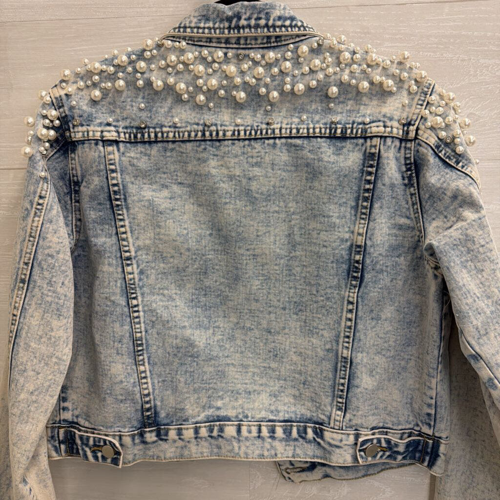 Light Wash Cropped Pearl Embellished Denim Jacket Medium