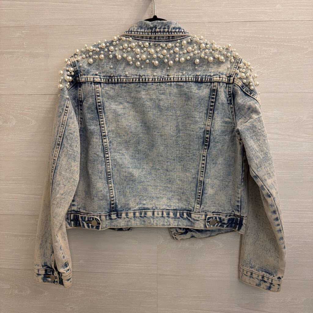 Light Wash Cropped Pearl Embellished Denim Jacket Medium