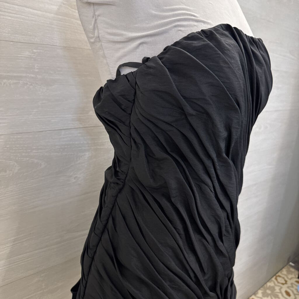 Vintage Wow! Black Ruched 3D Flower Hem Strapless Short Formal Dress 10