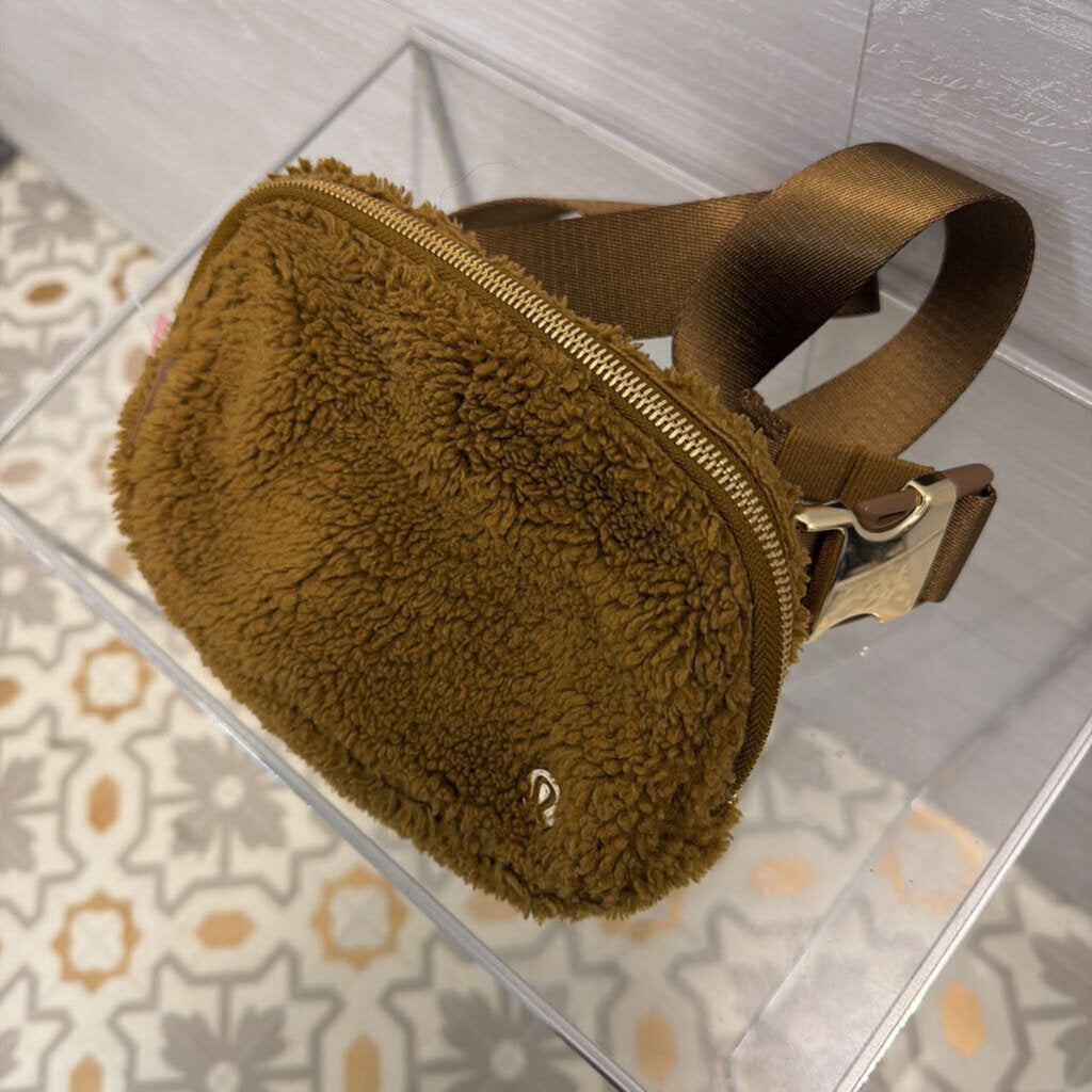 Lululemon Brown Teddy Fleece Everywhere Belt Bag