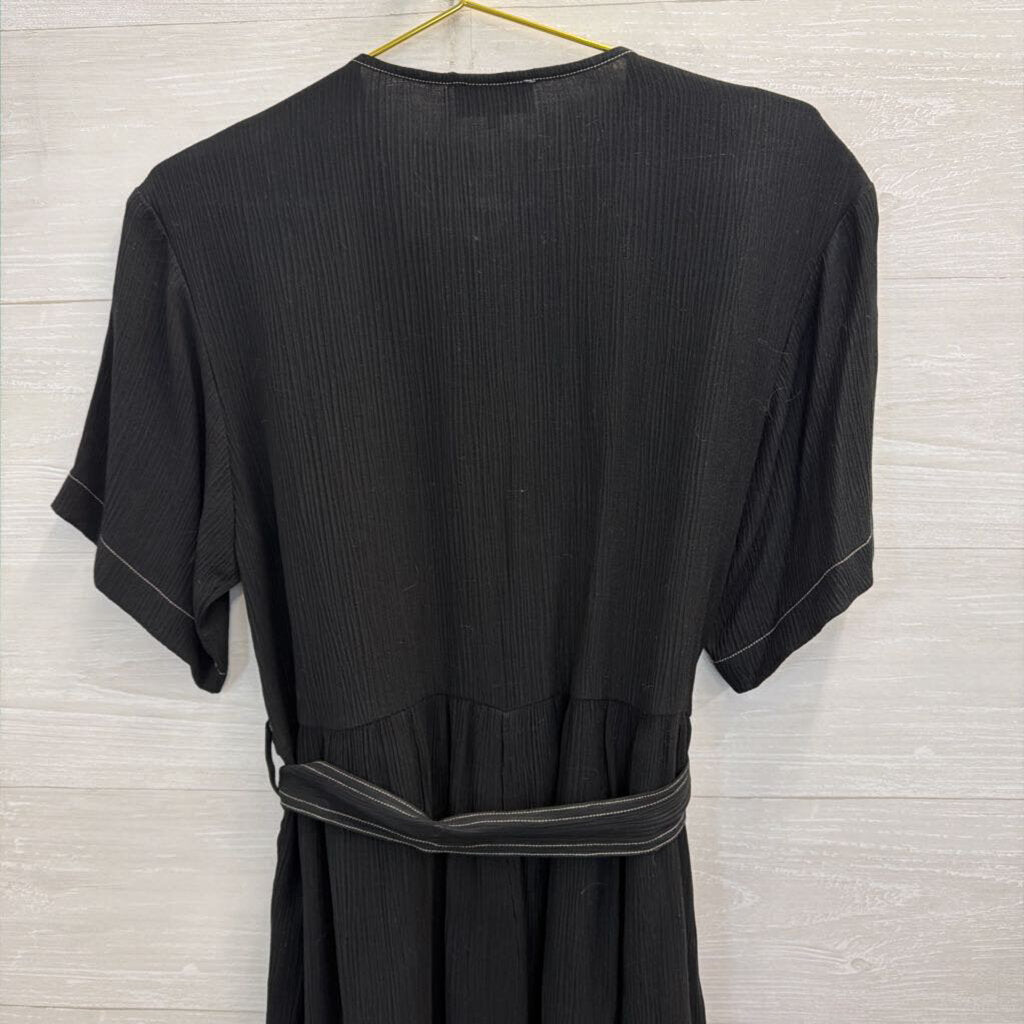 Frnch Black/ White Contrast Stitching Short Sleeve Tie Waist Romper Small