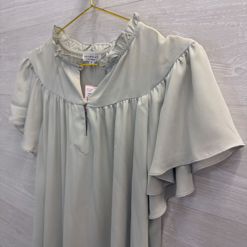 Current Air Light Green Short Flutter Sleeve Mock Neck Top Medium