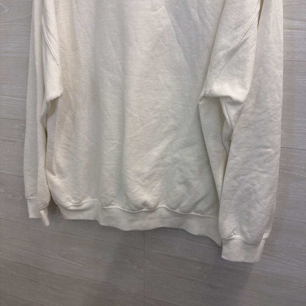 Gildan White/ Multi Flower Graphic Pullover Extra Large