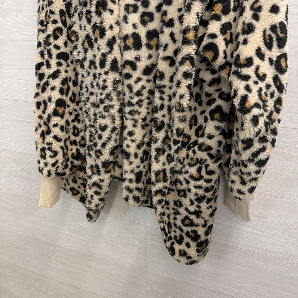 Hem and Thread Soft Fuzzy Leopard Print Open Front Hooded Jacket One Size