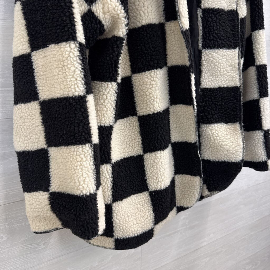 Better Be Black/ Cream Checkered Sherpa Open Front Hooded Jacket Medium