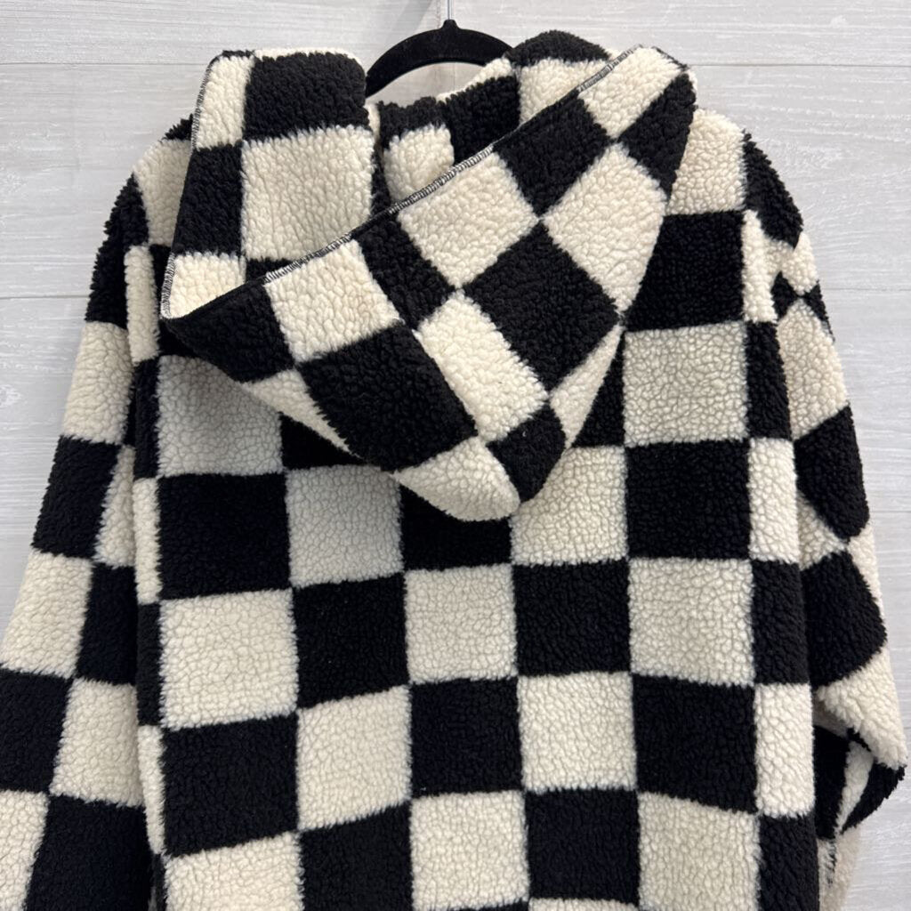 Better Be Black/ Cream Checkered Sherpa Open Front Hooded Jacket Medium