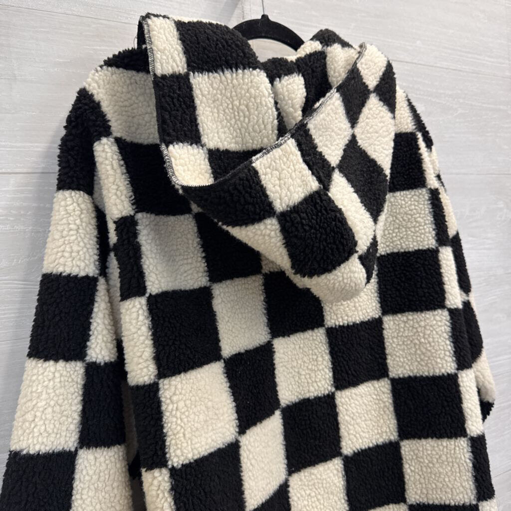 Better Be Black/ Cream Checkered Sherpa Open Front Hooded Jacket Medium