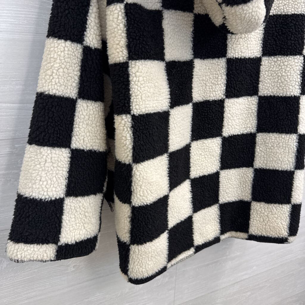 Better Be Black/ Cream Checkered Sherpa Open Front Hooded Jacket Medium