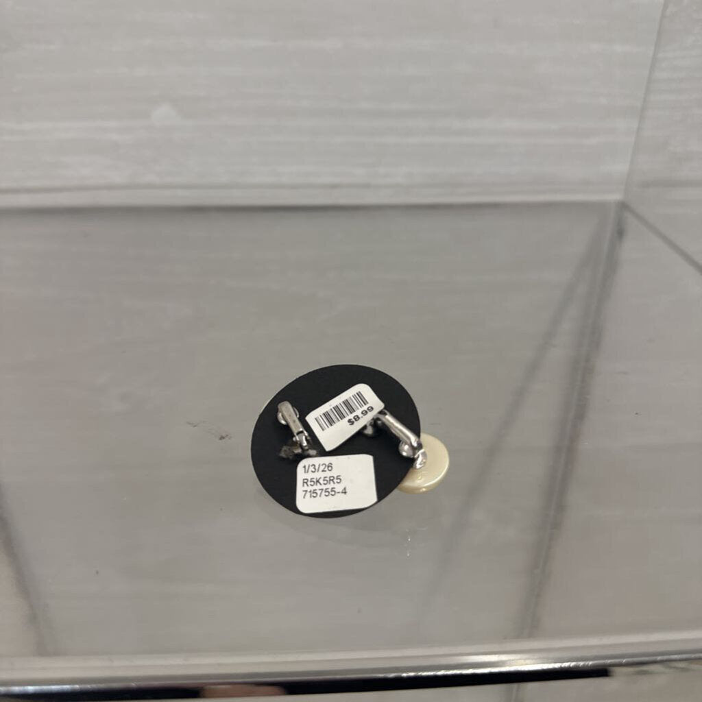 Pearl Clip On Earrings