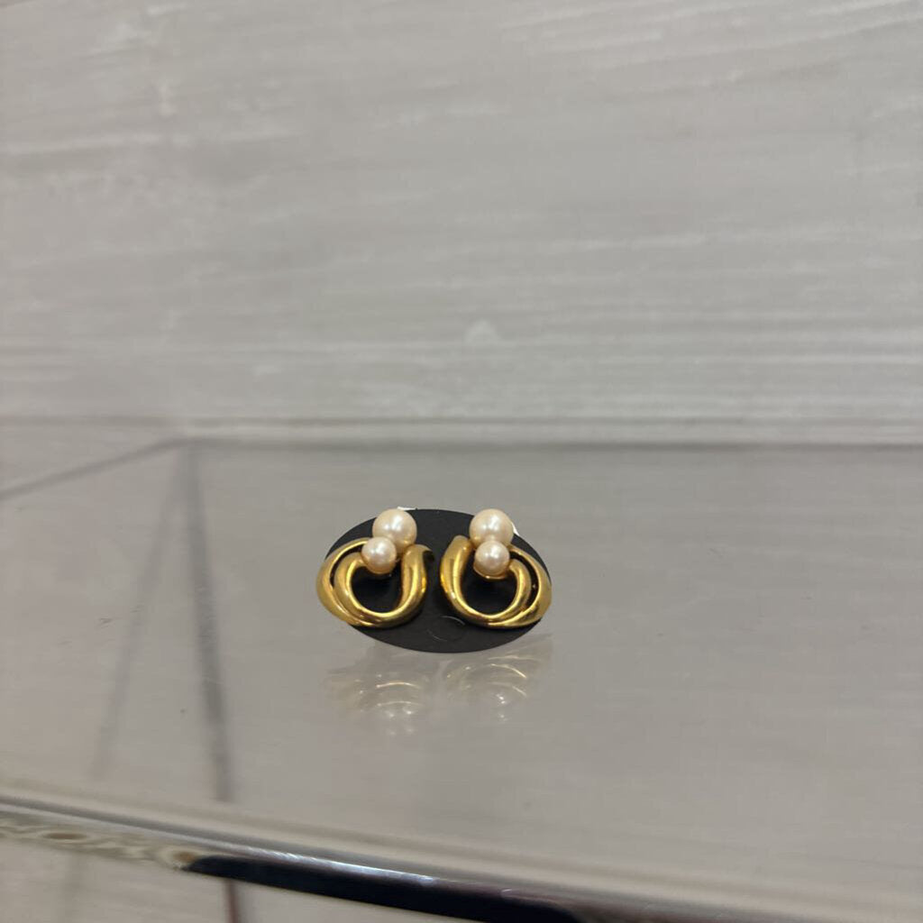 Double Pearl Teardrop Earrings