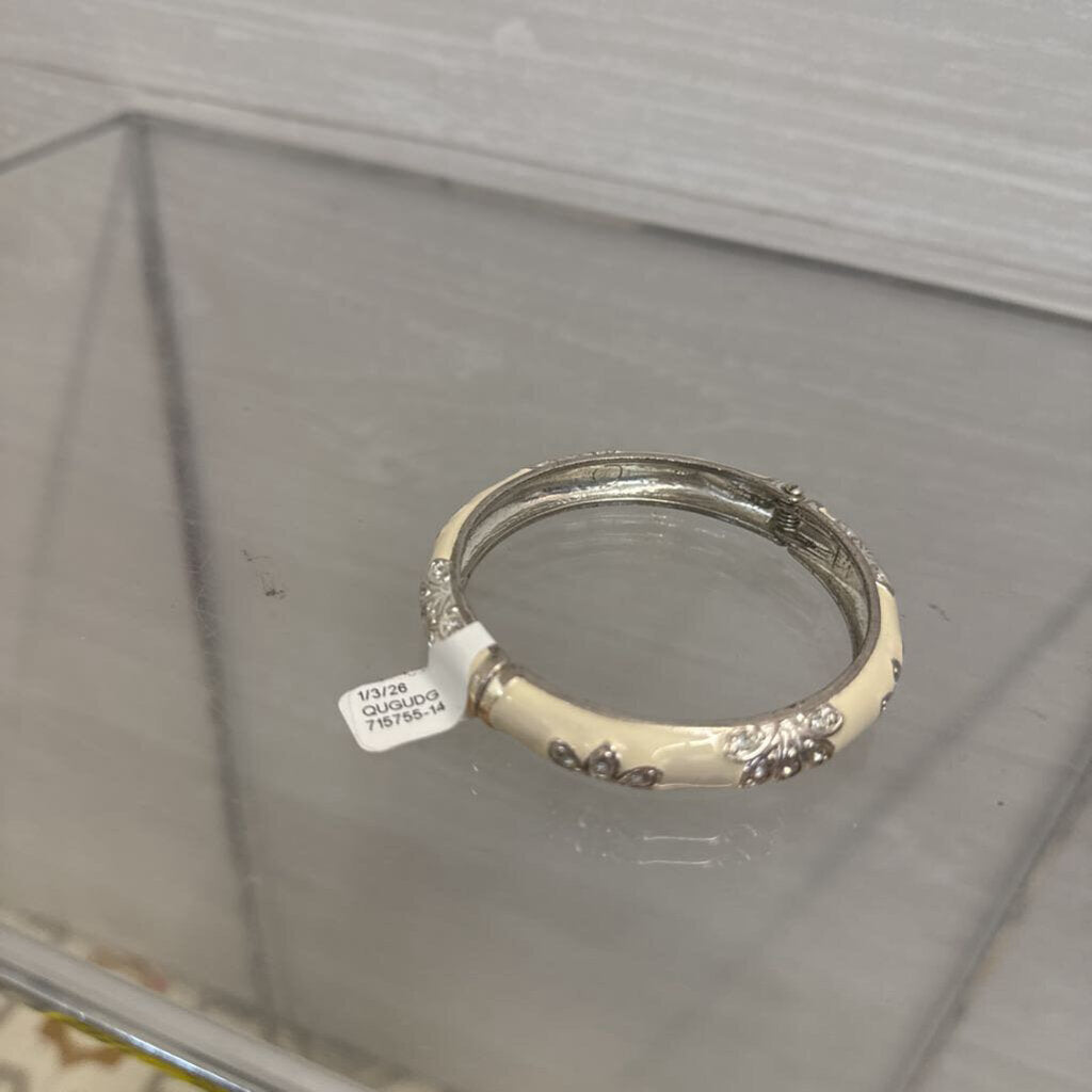 Vintage Silver Tone Floral Rhinestone Bangle