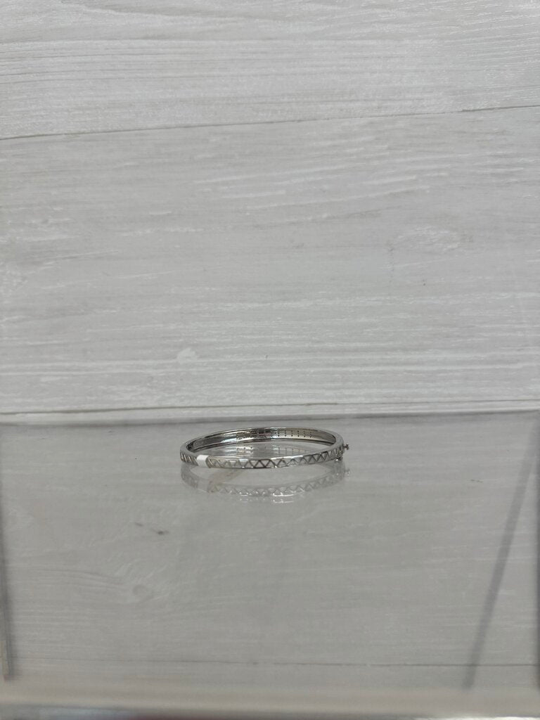 Silver Diamond Chip Bangle Bracelet