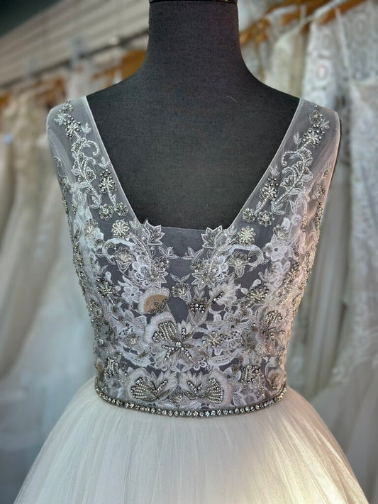 Enzoani Ivory/ Silver Beaded Top Tulle Skirt Bridal Gown 10