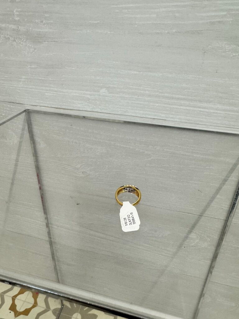 Vintage Black Stone Costume Ring Size 7.5