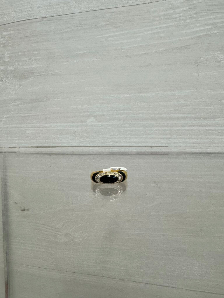 Vintage Black Stone Costume Ring Size 7.5