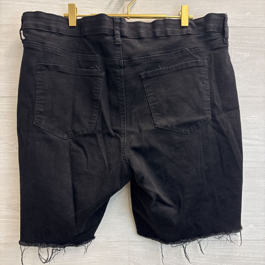 Wonderly Black Denim Mid Rise Bermuda Shorts 18W