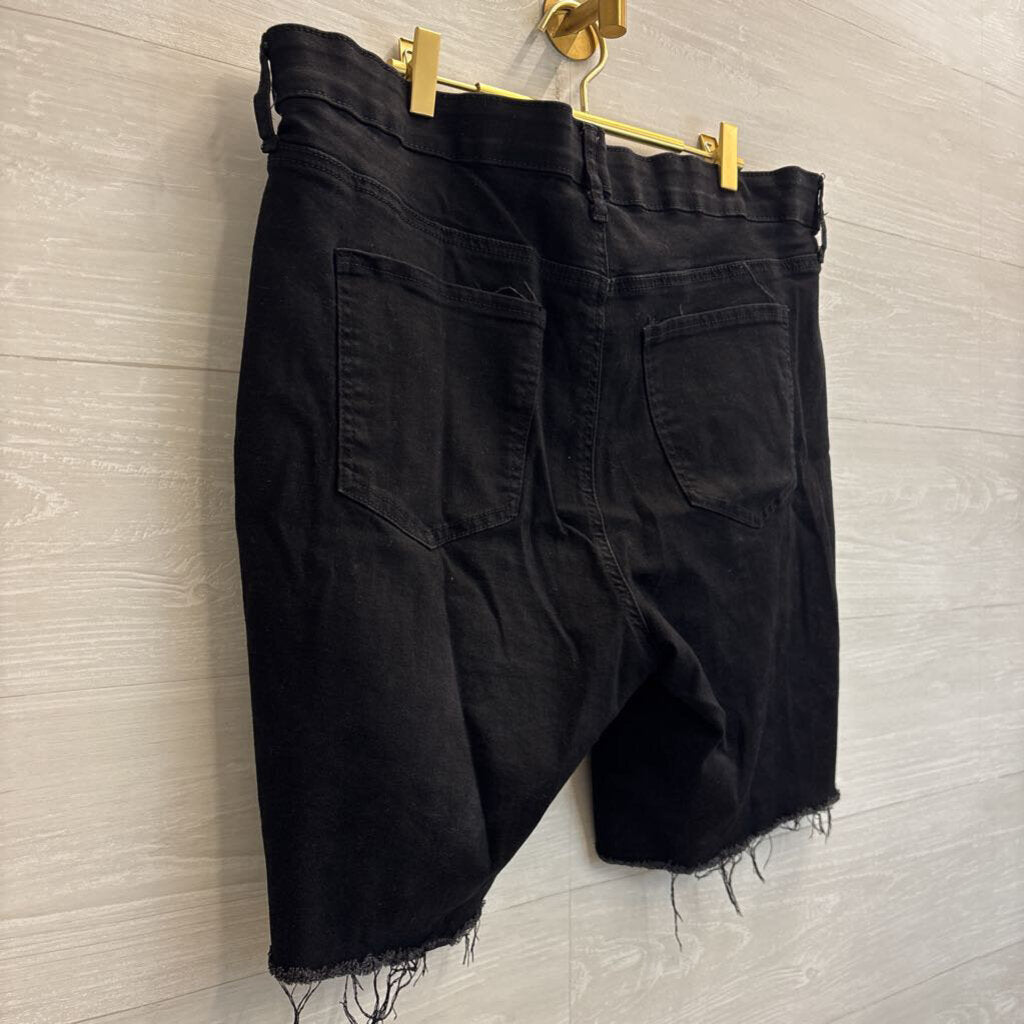 Wonderly Black Denim Mid Rise Bermuda Shorts 18W