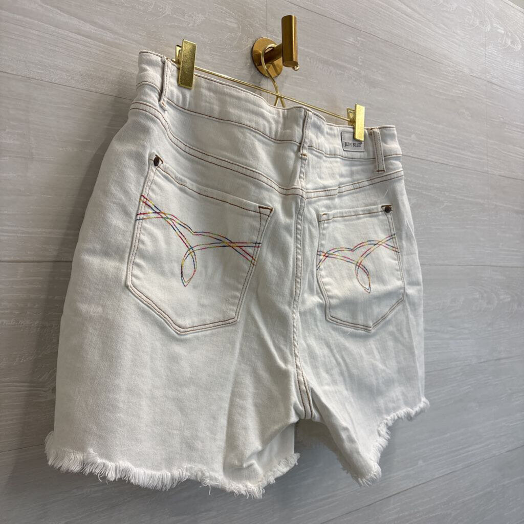 Judy Blue White/ Brown Contrast Stitch Frayed Hem Shorts 1XL