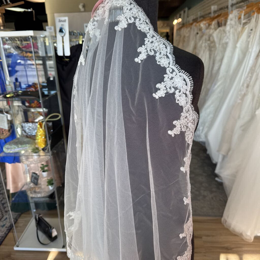 Mantilla Lace Veil