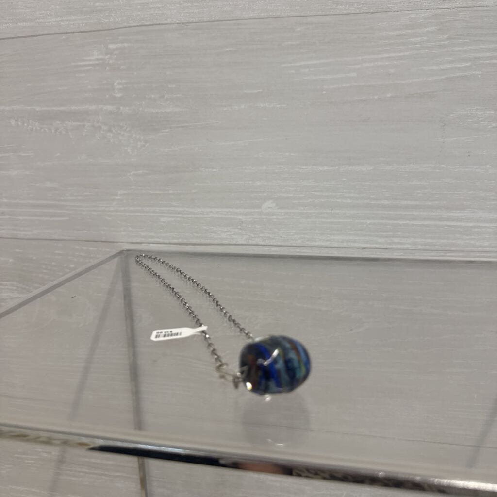 Swirled Glass Necklace