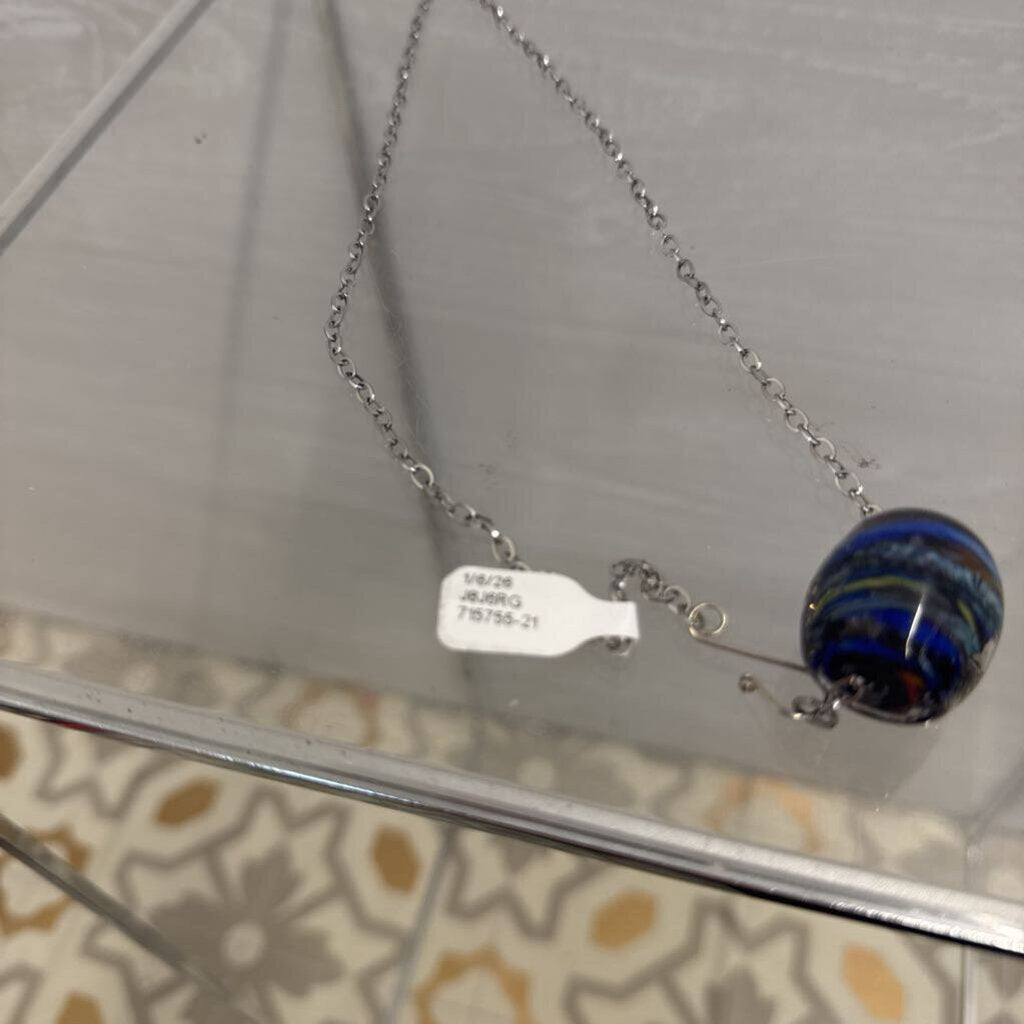 Swirled Glass Necklace