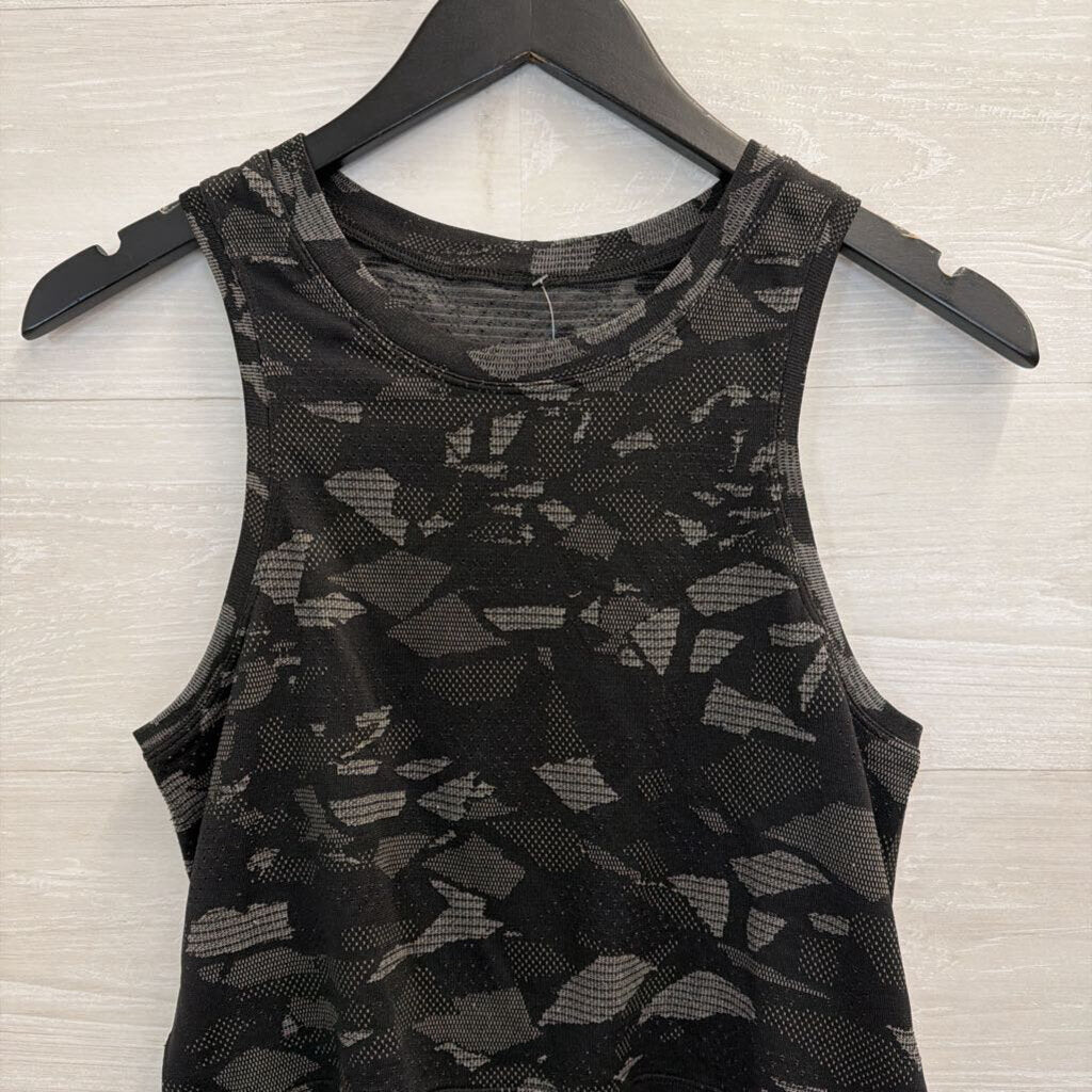 Lululemon Black/ Grey Print Cropped Tank Top Small