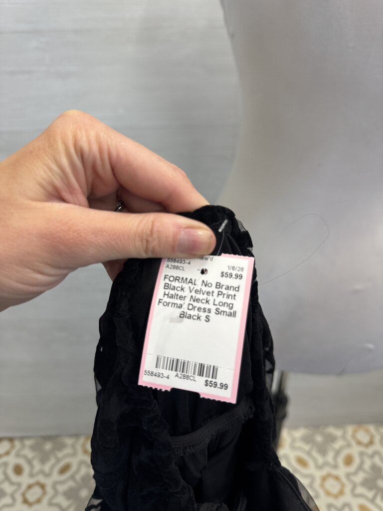 Black Velvet Print Halter Neck Long Formal Dress Small