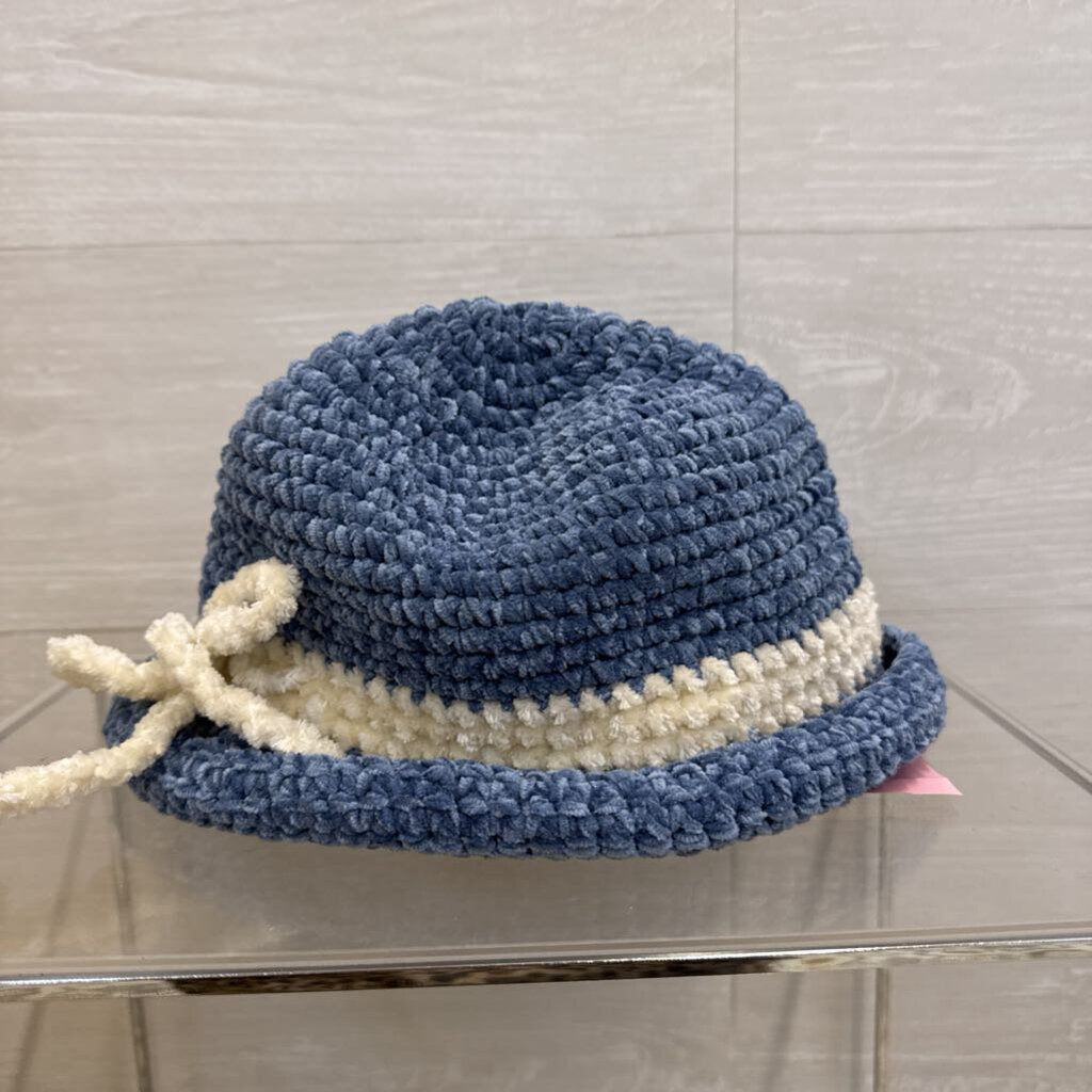 Blue/ White Soft Knit Bow Detail Hat